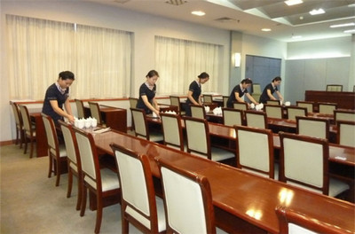 會務服務接待的公關(guān)禮儀要求 專業(yè)、細致與溫度